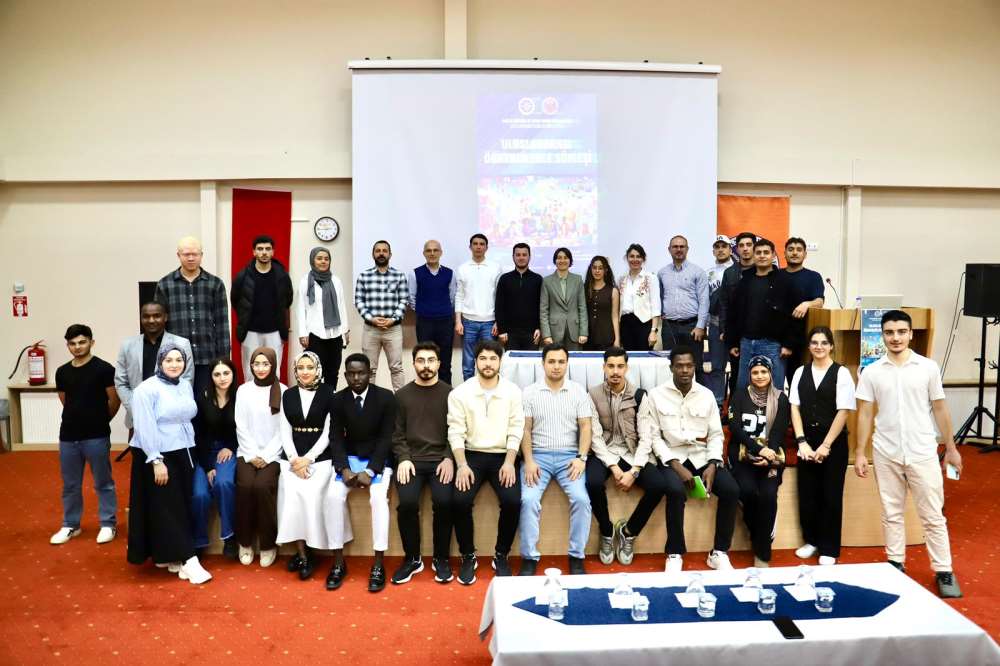 Uluslararası İlişkiler Topluluğu Etkinliği